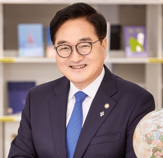 그림입니다.  원본 그림의 이름: CLP0000629c0004.bmp  원본 그림의 크기: 가로 565pixel, 세로 550pixel